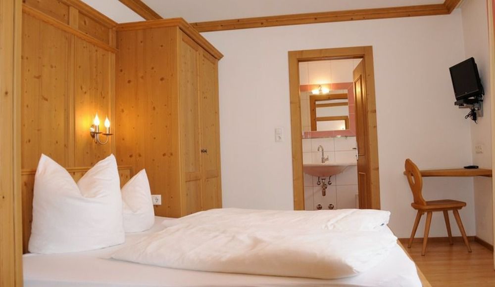 Das Gaestehaus Schneider Am Dorfplatz Alpbach Exterior foto
