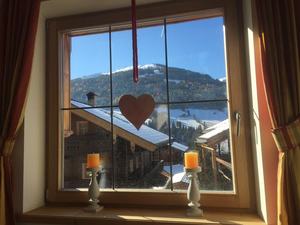 Das Gaestehaus Schneider Am Dorfplatz Alpbach Exterior foto