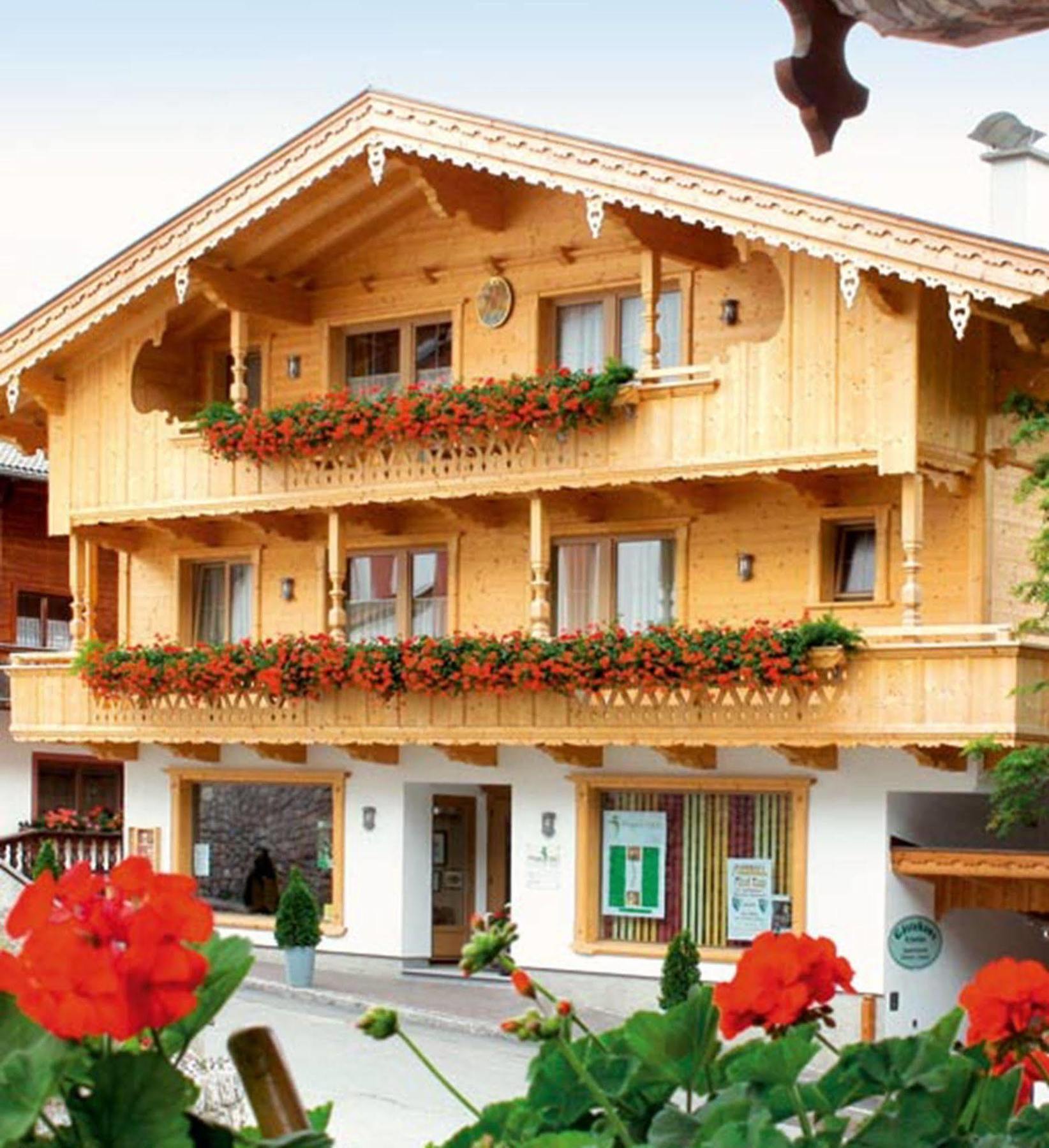 Das Gaestehaus Schneider Am Dorfplatz Alpbach Exterior foto